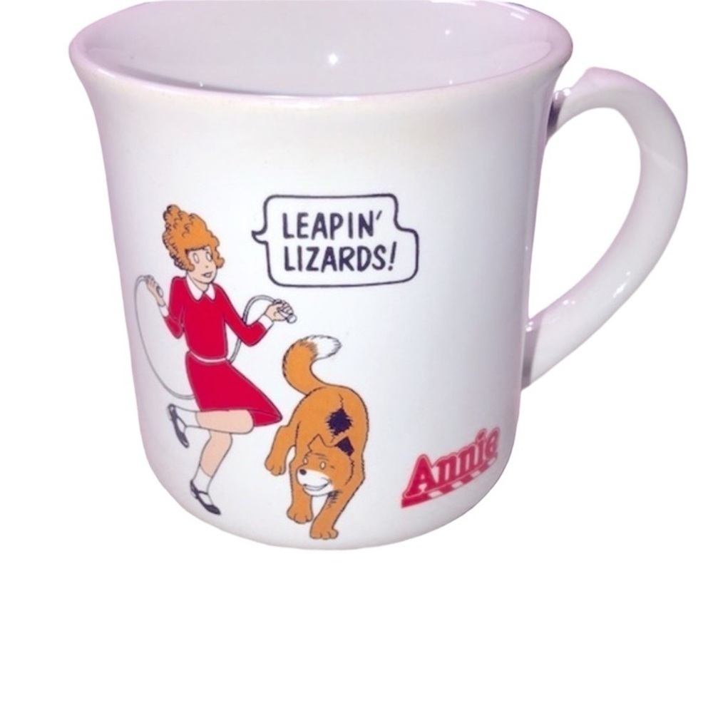 Annie leaping lizards vintage mug